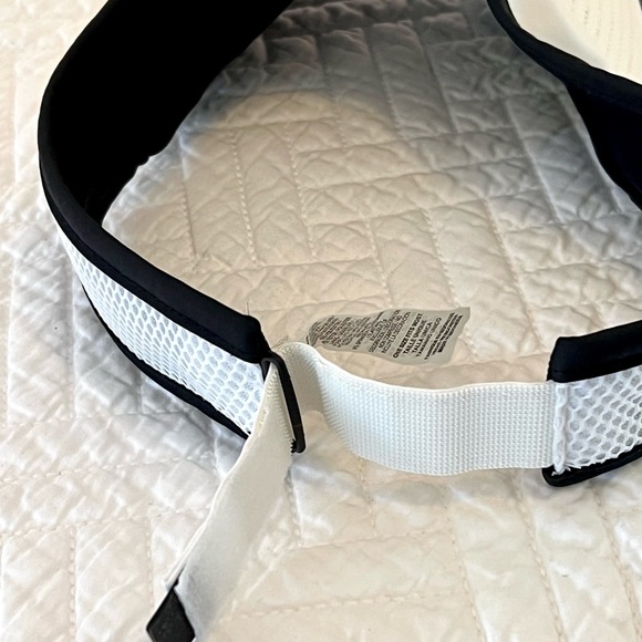 Nike Dri-Fit Featherlight Aerobill Visor Hat White Golf Running Tennis Adult OS - Picture 5 of 10